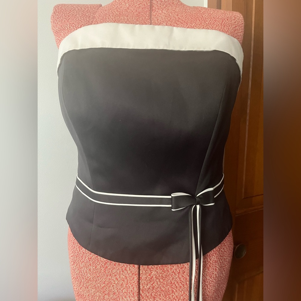 B2 | Vintage Black & White Classic Corset